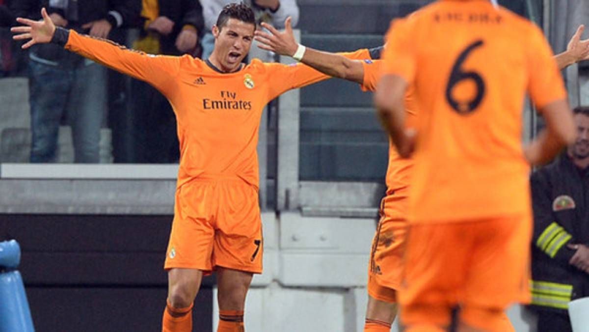VIDEO: Cristiano marea al Schalke con bicicleta y anota golazo