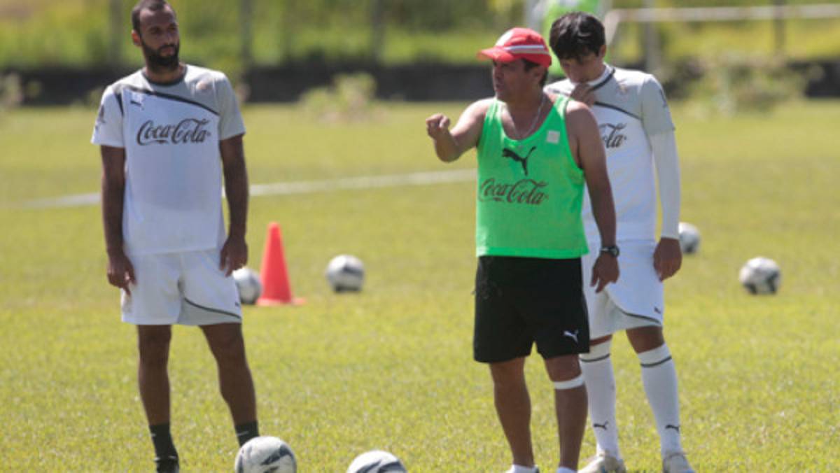 Juan Carlos Espinoza está contento con fichaje de Nery Medina