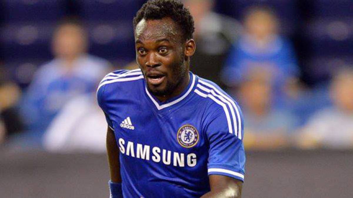 Milan anuncia la contratación de Michael Essien del Chelsea