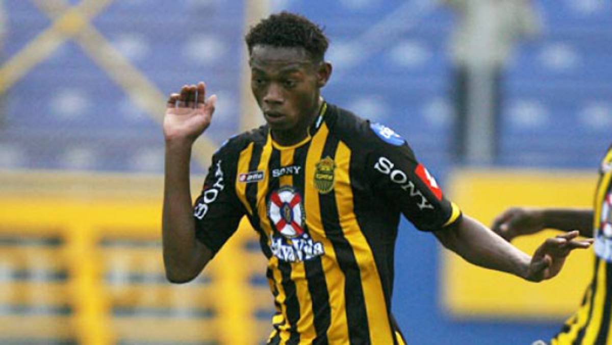 Henry Martínez no se queda en Uruguay