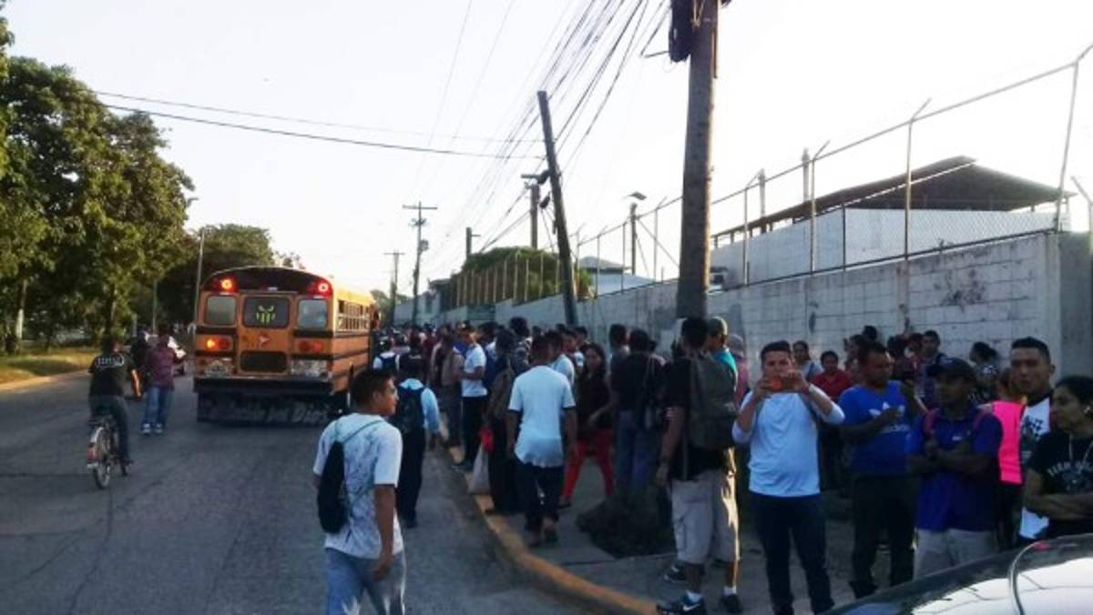 Las imágenes del sorpresivo paro de transporte en varias ciudades de Honduras