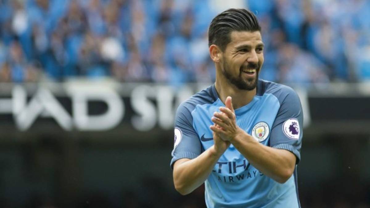 Con un centroamericano: Futbolistas que jugaron en el Manchester City y quizás no recuerdes