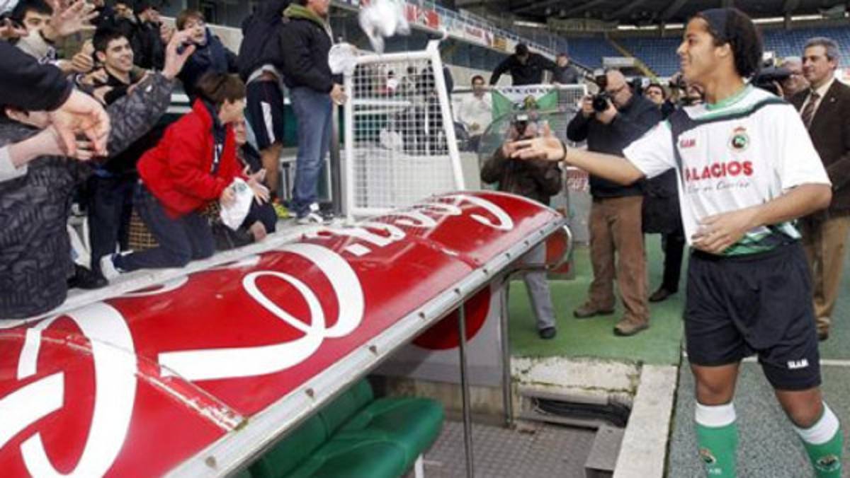 Giovani do Santos es presentado en Racing