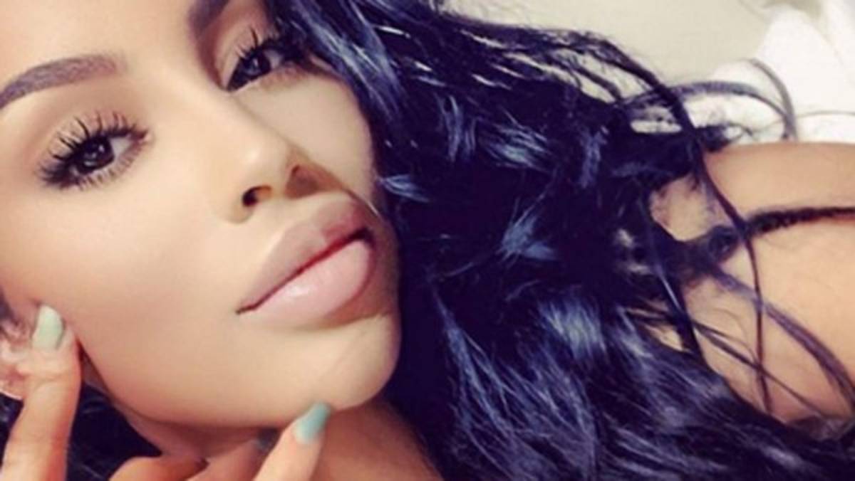 Multada por ser demasiada sexy y por una fiesta ilegal: Así es la polémica mujer de Riyad Mahrez