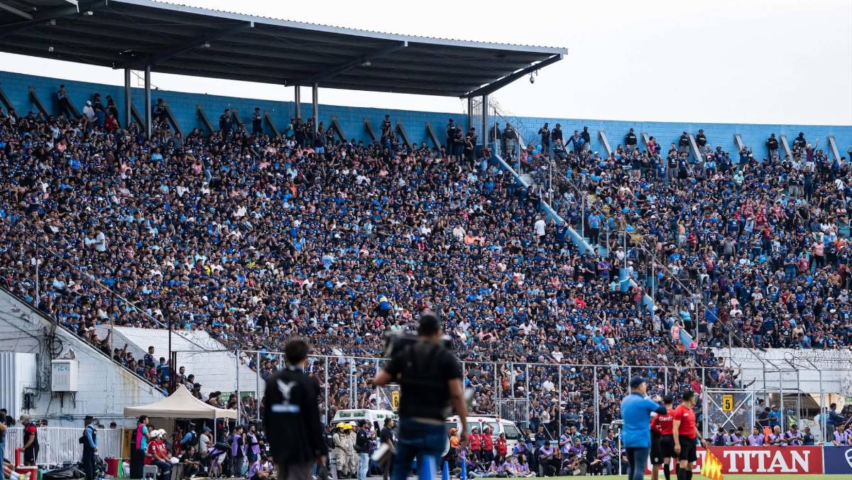 Bellezas, dolor, carnitas y personajes en el título 20 de Motagua en Honduras