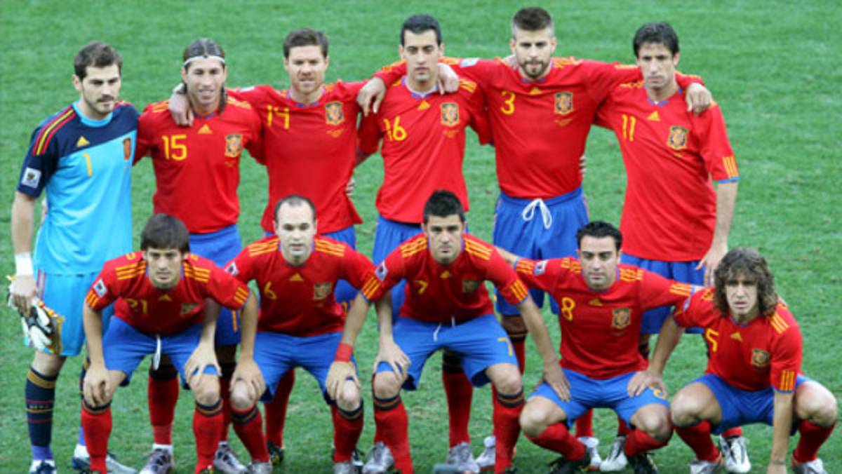 España inicia la defensa de su corona