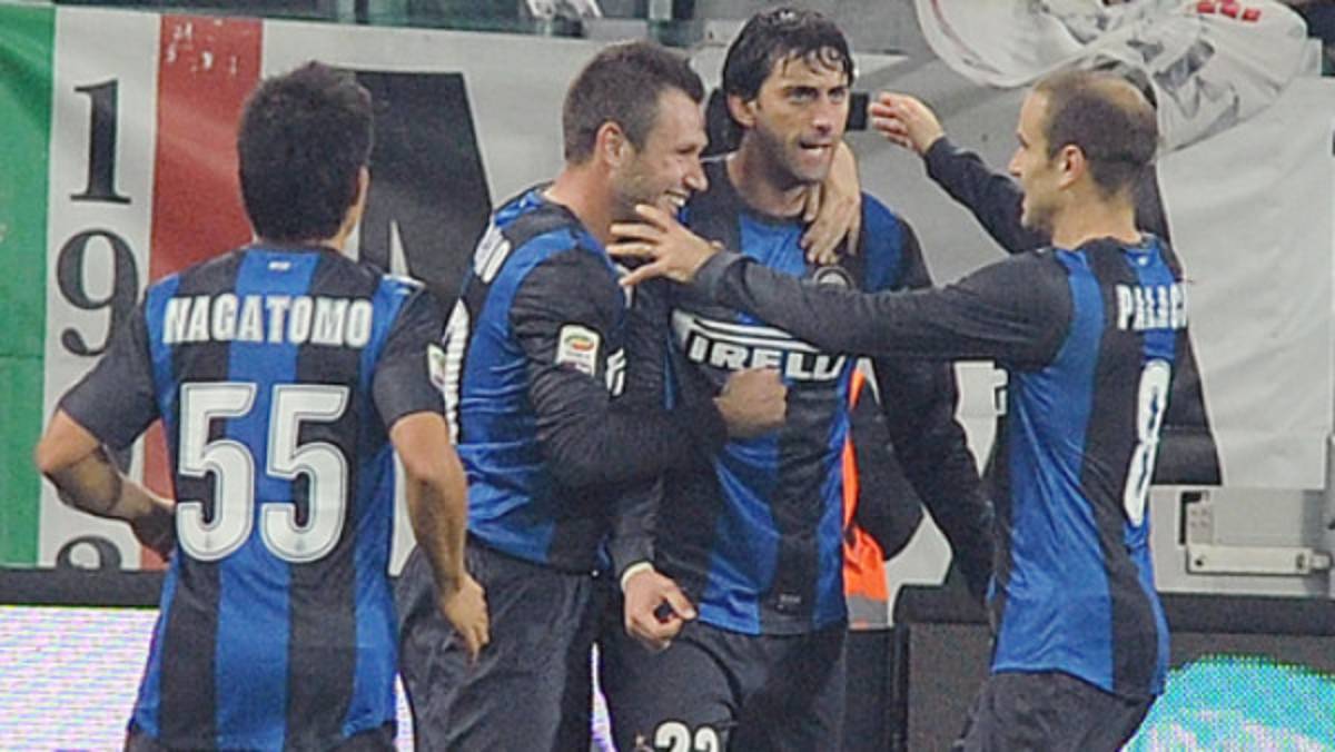 Inter gana el Derbi de Italia y le quita el invicto a Juventus
