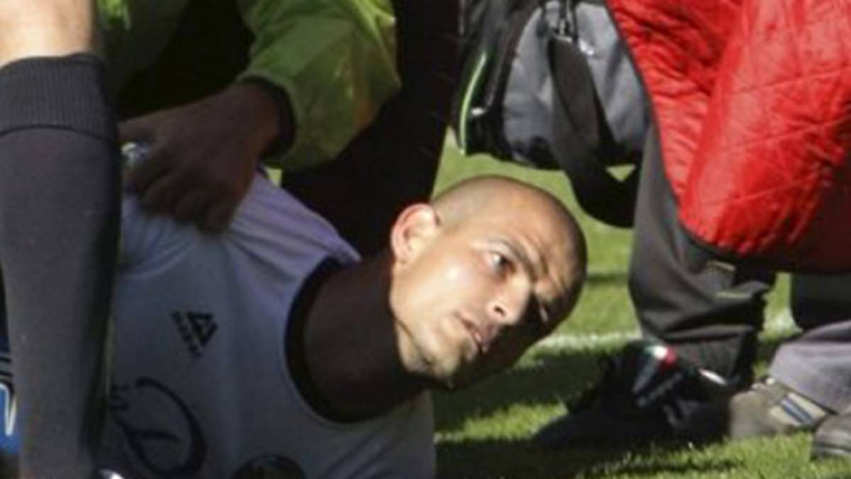 Jugador del Salamanca de España sufre infarto