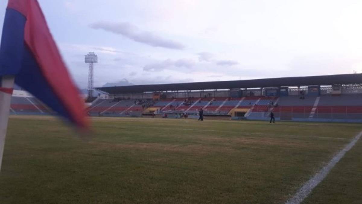¡Con nueva imagen! El estadio Ceibeño recibe mejoras previo al torneo Apertura
