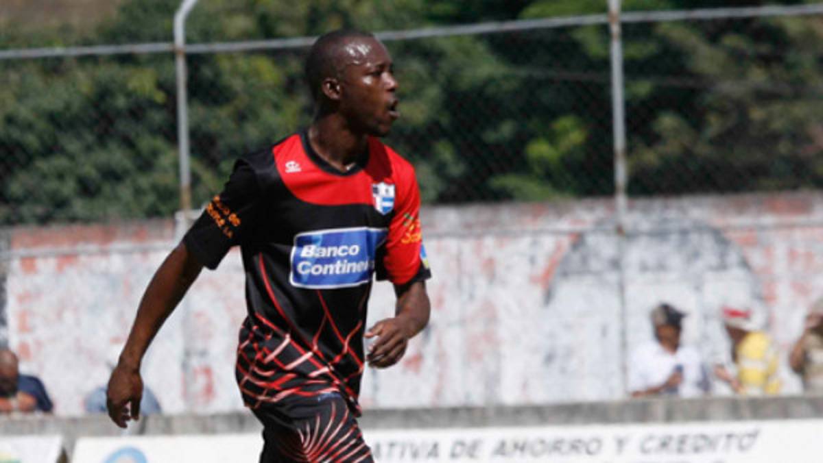 Elroy Smith, nuevo jugador del Vida