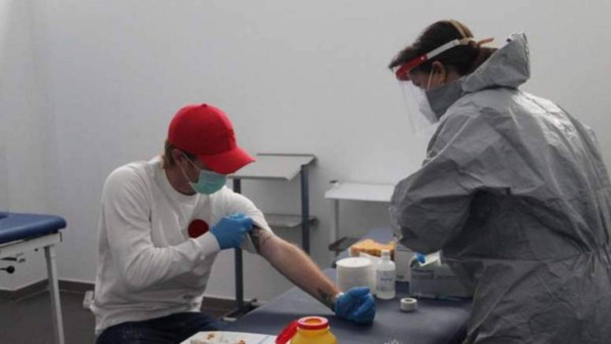 Compañero de Choco Lozano en Cádiz prefiere retirarse del fútbol por miedo al coronavirus