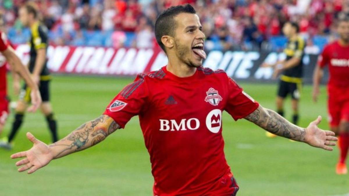 Giovinco gana cinco veces más que Zlatan; Roger Espinoza el mejor pagado de Centroamérica en la MLS