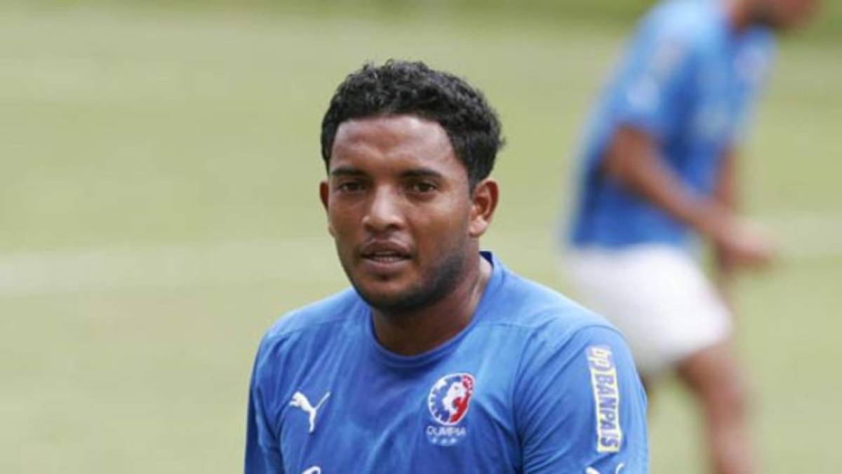 Jugadores hondureños que no les fue bien en el fútbol de Sudamérica