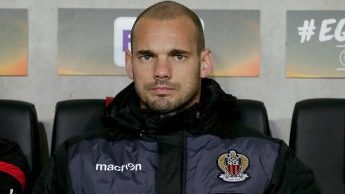 TOP: Grandes futbolistas activos que juegan en ligas desconocidas