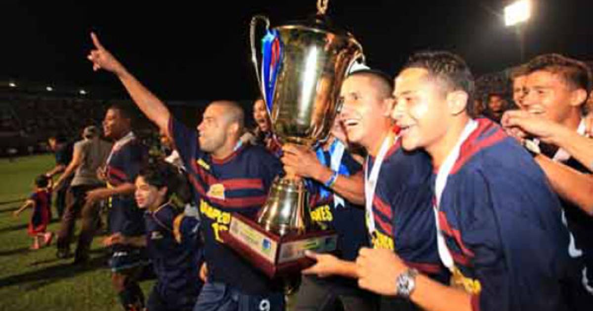 Un almuerzo, el Ãºnico festejo del campeÃ³n