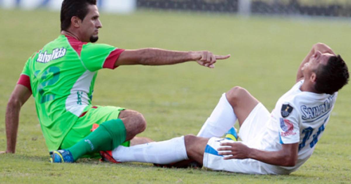 Bayron Méndez se pierde el resto del torneo con Olimpia