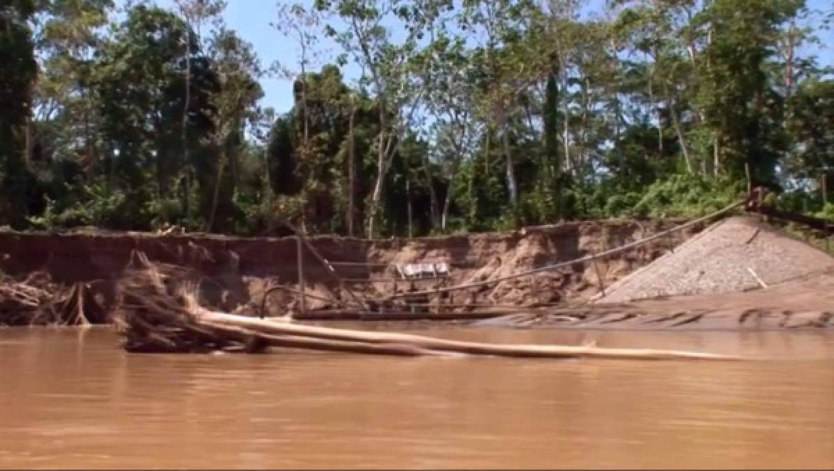 'Ríos de Oro': Las imágenes de la NASA revelan la destrucción de la minería ilegal en la Amazonia