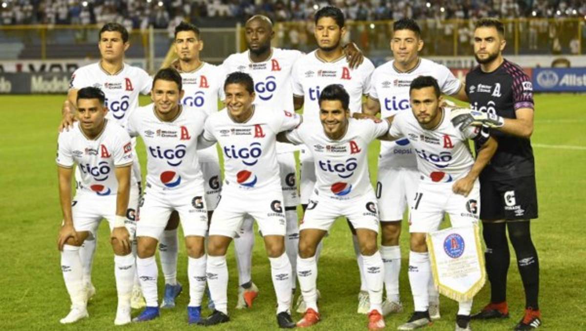 ¡Largas sequías! Las rachas negativas sin títulos en los grandes clubes centroamericanos