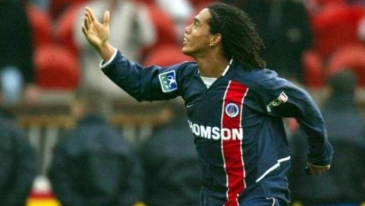¡La mágia existe! Ronaldinho deja el fútbol y acá un repaso de los mejores momentos de su carrera