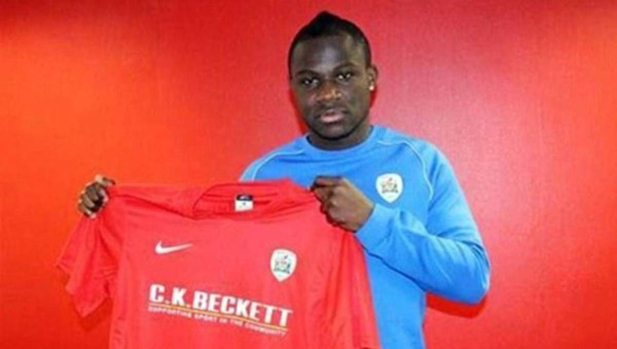 FOTOS: ¡Las presentaciones de futbolistas más tristes en la historia!