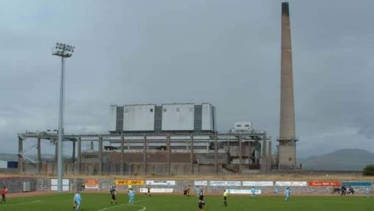 Los estadios de fútbol más feos del mundo y que nunca has visto