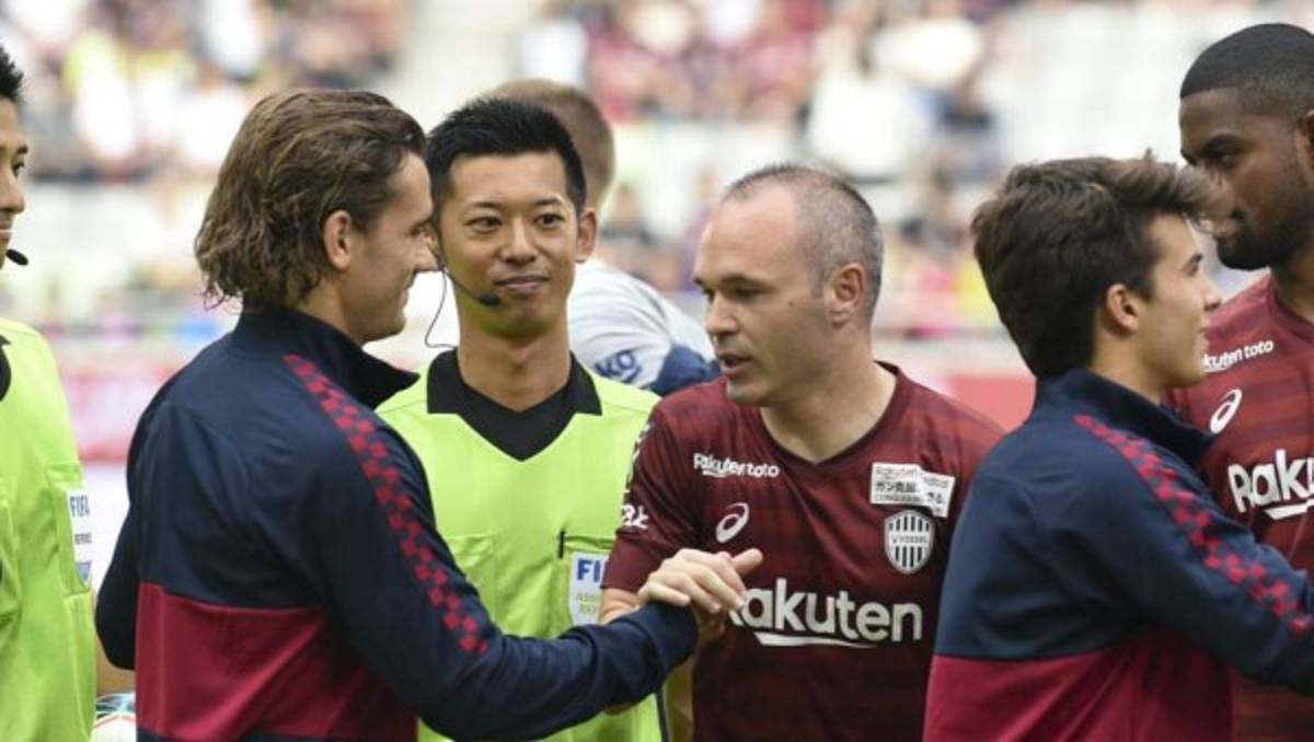 Fotos: El nuevo '7' del Barcelona, Iniesta y la emotiva noche en Japón