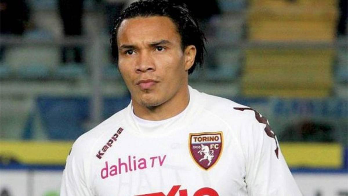 Los extraños y peculiares 'look' de Rambo de León a lo largo de su carrera  