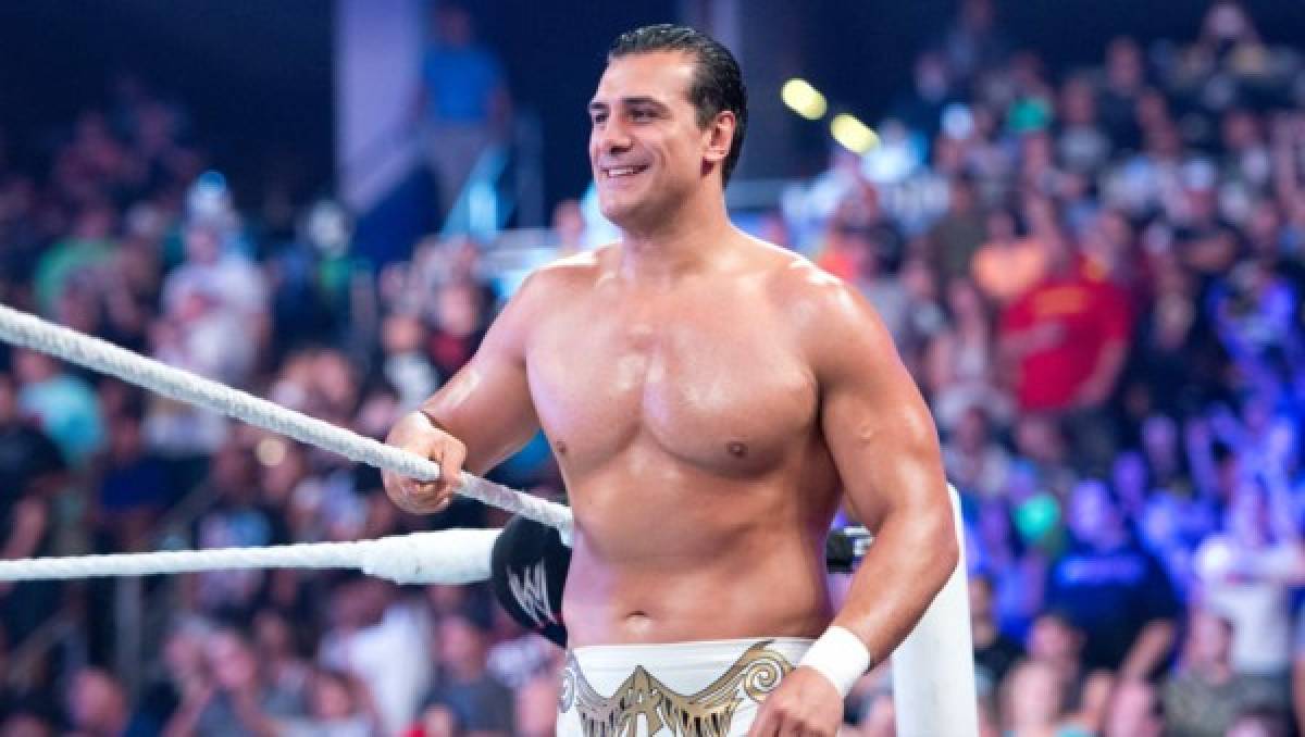 Alberto del Río, ex de la WWE, reconoce que le fue infiel a su novia y la increíble revelación sobre Paige