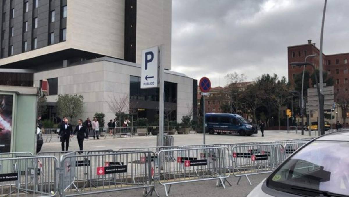 Camp Nou blindado y una visita sorpresa: Así se viven las horas previas al Barcelona-Real Madrid   