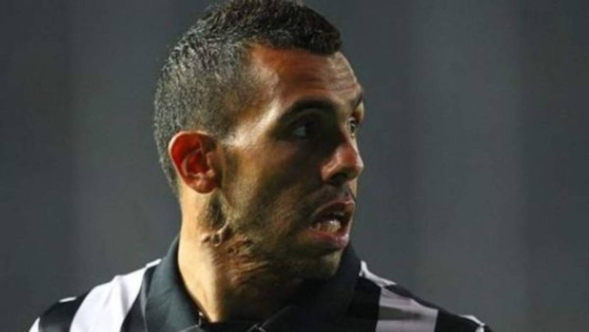 Estos son los 10 futbolistas que triunfaron pese a sus tragedias