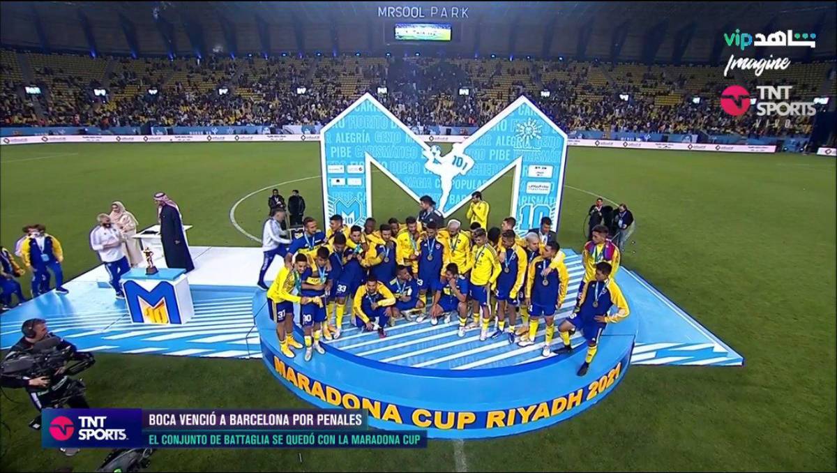 NO SE VIO EN TV: El enfado de Dani Alves en su debut, la imagen de Coutinho que recordó a Maradona y el festejo de Boca Juniors