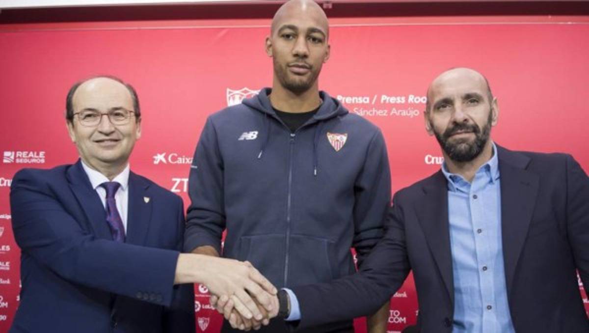 Los grandes futbolistas que han renovado contrato en este 2017