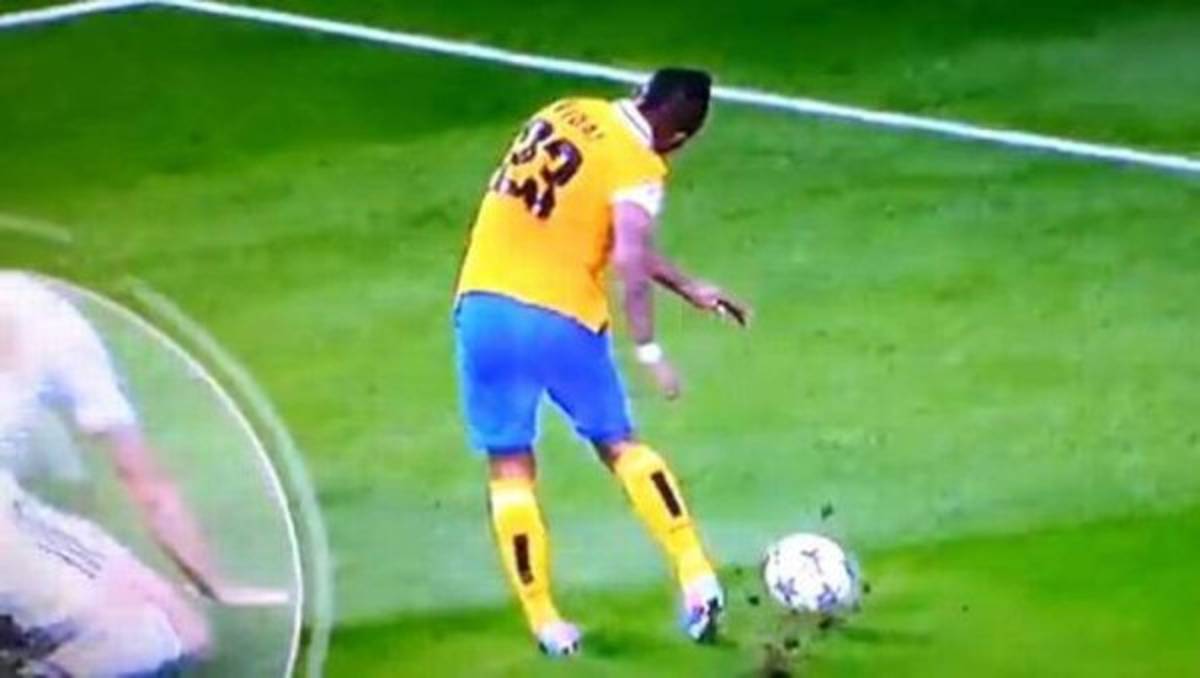 VIDEO: Las peores simulaciones en la historia del fútbol