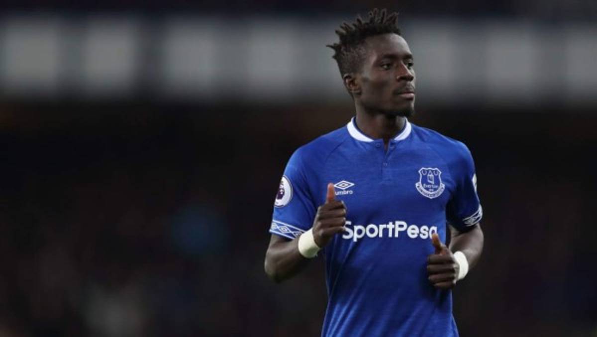 FICHAJES: Sale del Barcelona para ir a Japón, crack no pasa pruebas médicas y no es fichado