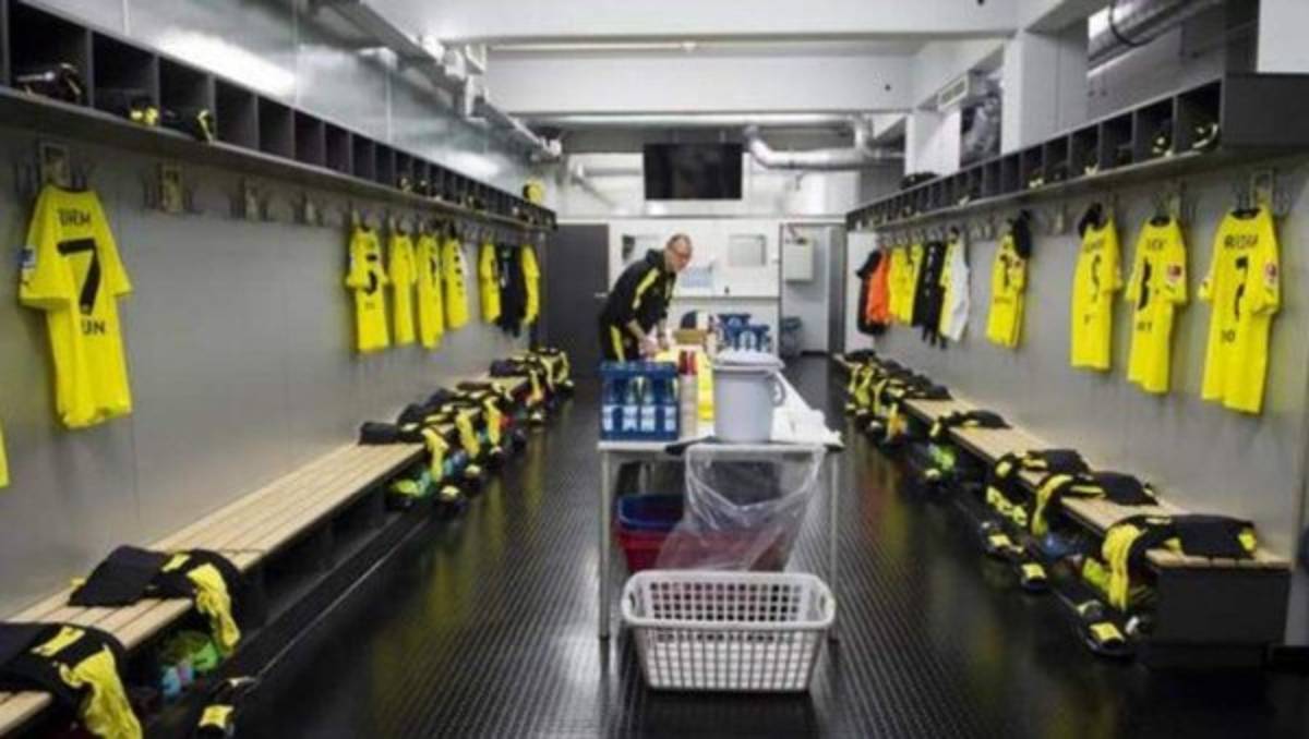 Especial: El camerino del estadio Nacional de Costa Rica y los más lujosos del mundo