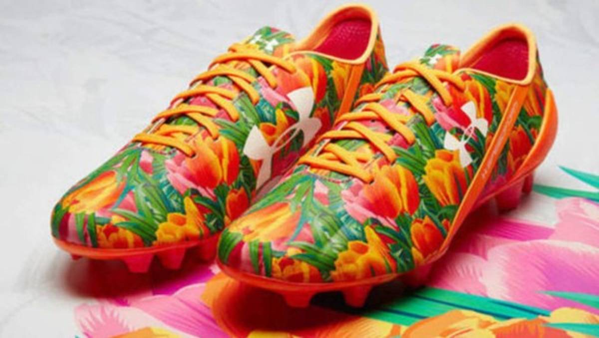 Los tacos de futbolistas más espectaculares que se han visto en 2016