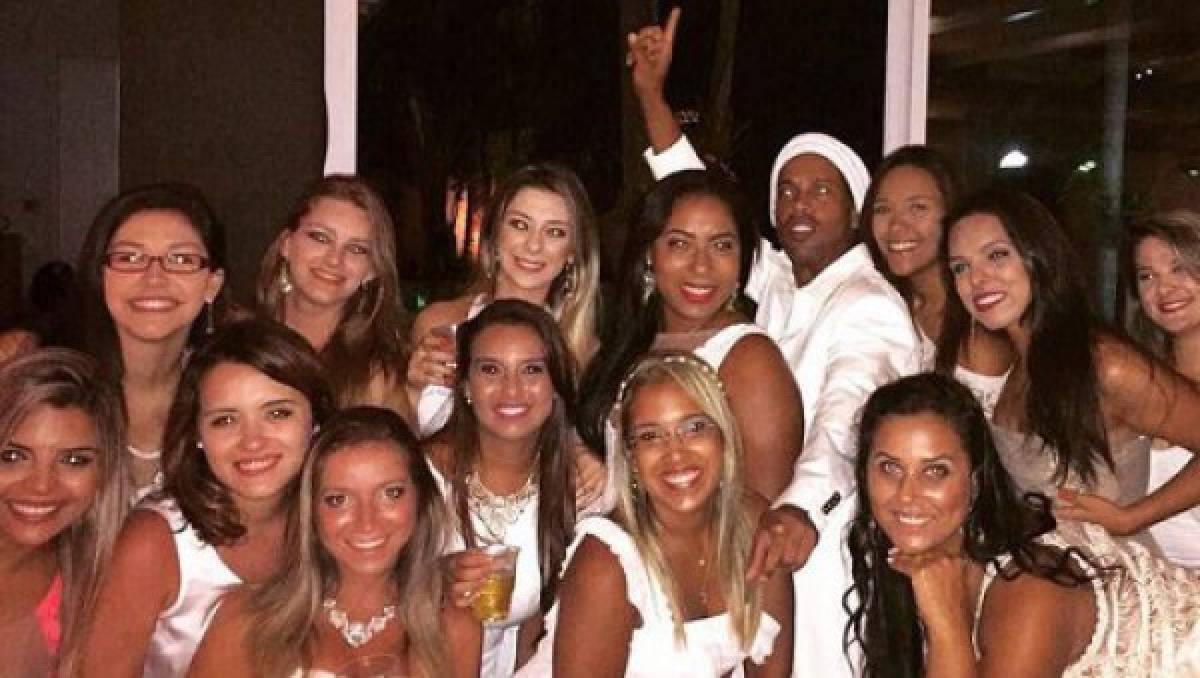 ¡Increíble! Los lujos que se dio Ronaldinho en su paso por el Queretaro de México