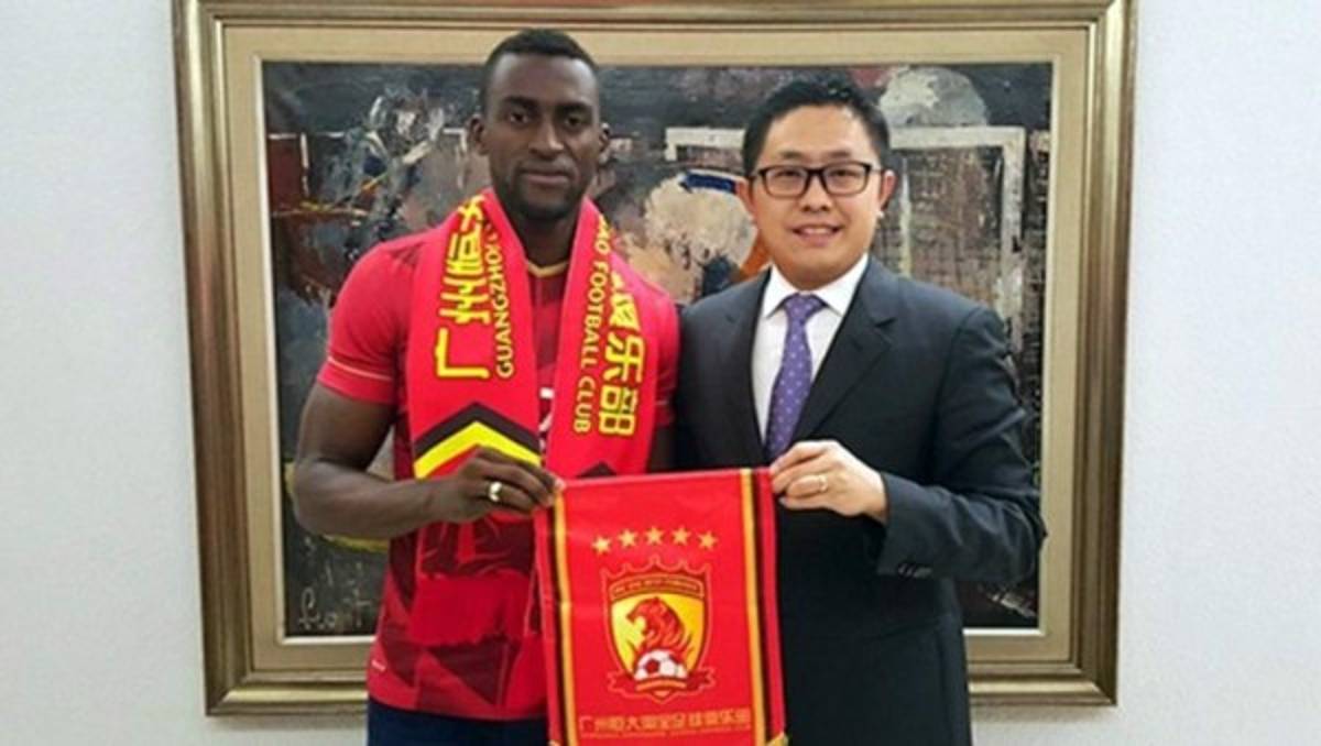 FOTOS: ¡Las presentaciones de futbolistas más tristes en la historia!