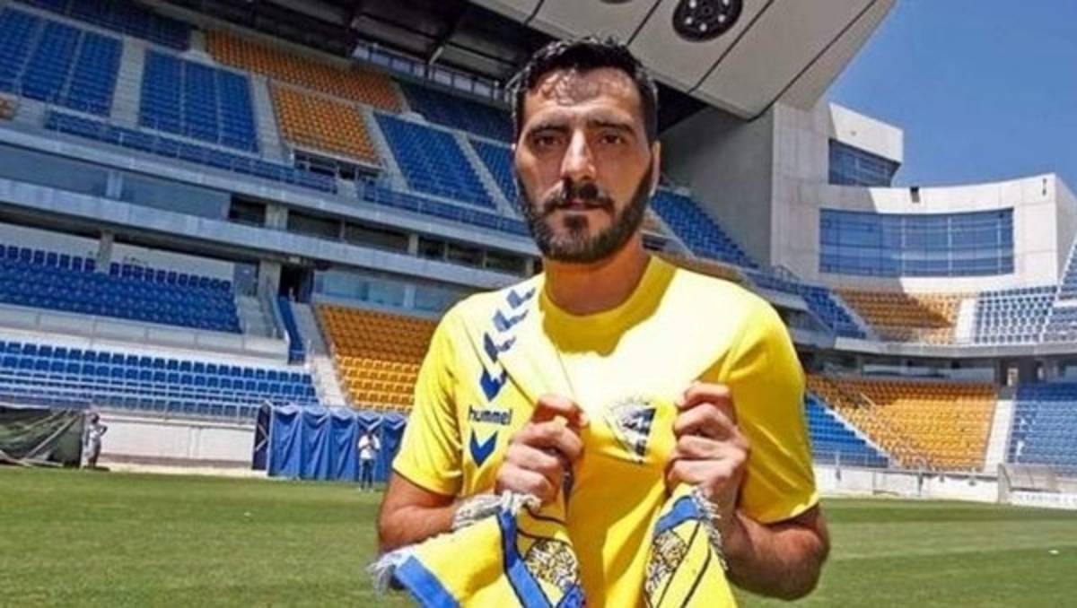 FOTOS: ¡Las presentaciones de futbolistas más tristes en la historia!