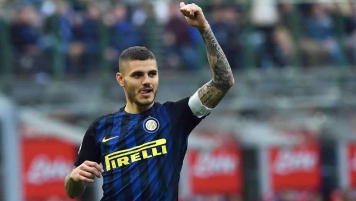 FICHAJES: El delantero que gusta al Real Madrid y Barcelona con otra baja