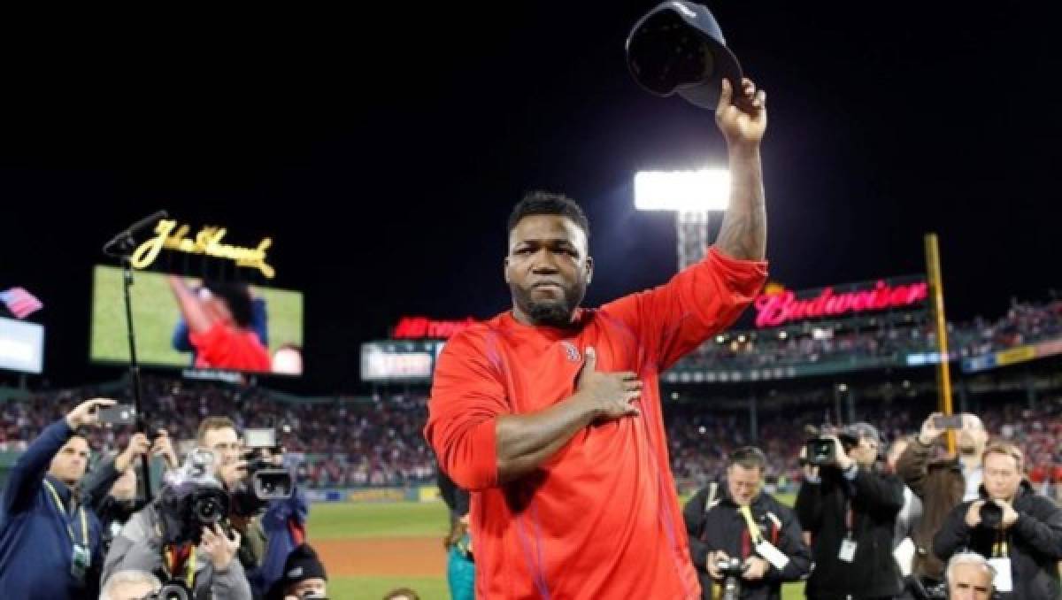 Vídeo: El público hizo llorar al dominicano David Ortiz en su último partido en la MLB