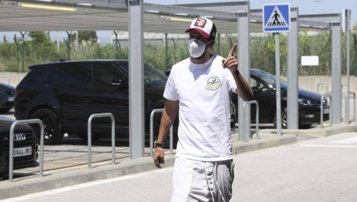 Jugadores del Barcelona se toman unas mini vacaciones previo a la Champions League