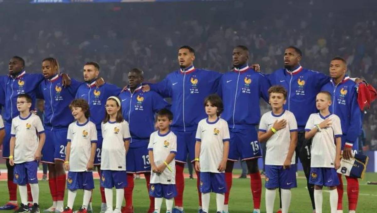 Arde Francia tras derrota contra Italia y referente ‘señala’ a Mbappé: “Difícil no ver una piedra en el jardín”