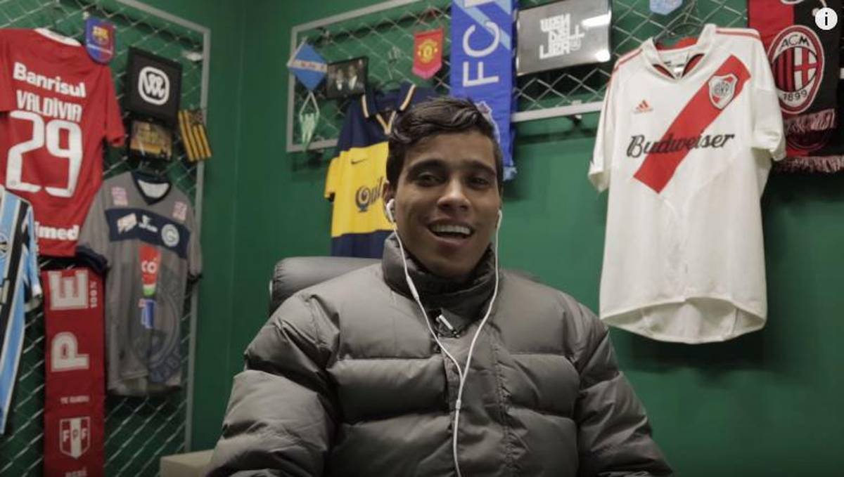 Le ganó un prestigioso premio a Messi y quiere venderlo para poner este particular negocio: “Ya estoy en la historia”