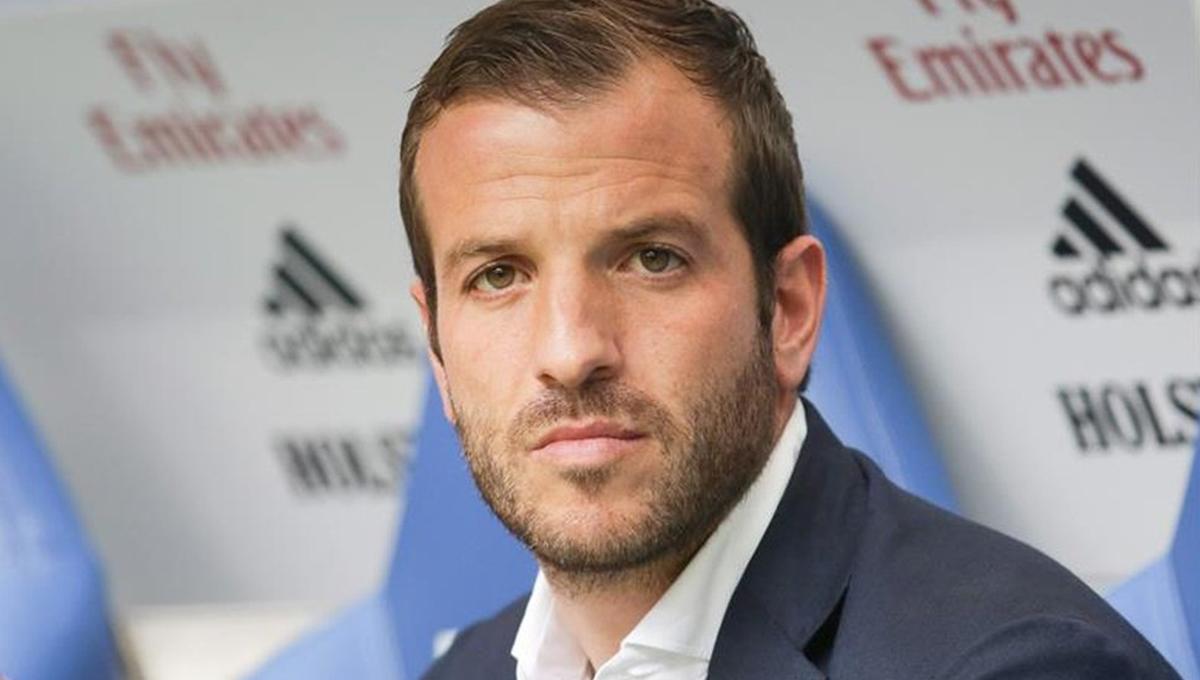 Van der Vaart explota contra su ex club: “Es un equipo de mie*** con jugadores de mie***”