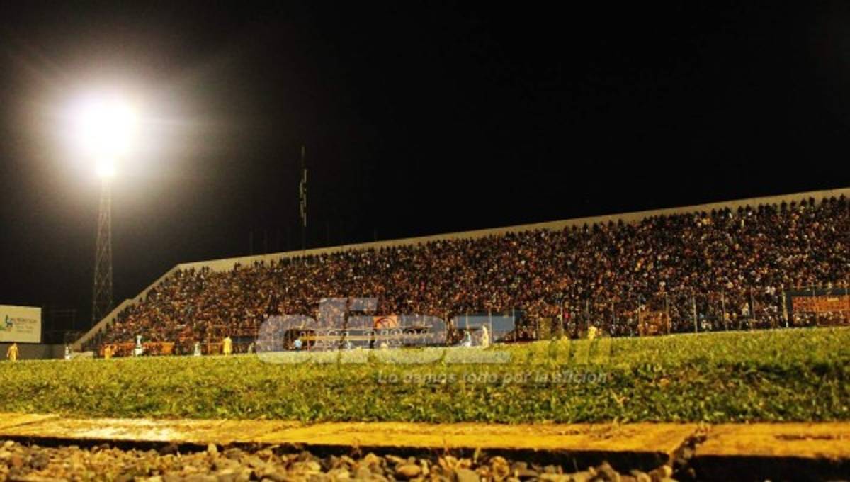 NO SE VIO EN TV: El perro, el colado y el berrinche de Vargas en el Morazán