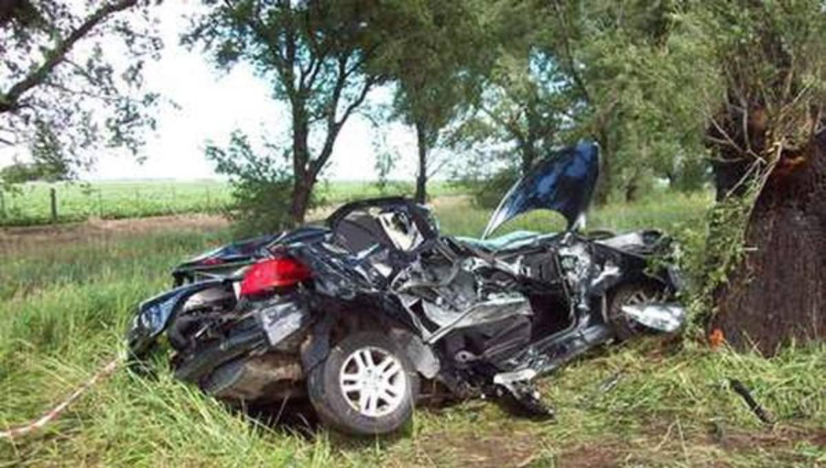 Choques de muerte: Futbolistas que excedieron el límite de velocidad y destruyeron sus lujosos autos