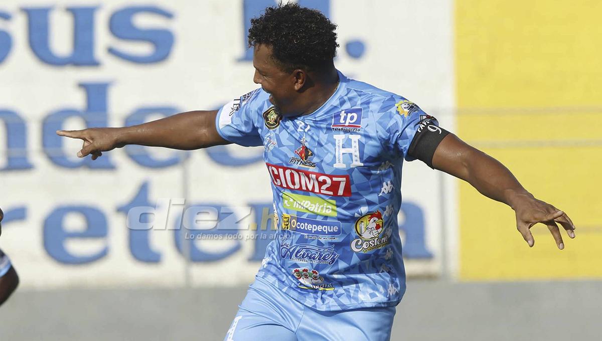 Así fue el homenaje a Carlos Pavón: marcó dos goles, Dani Turcios con su bella novia y las risas con Rambo y Tyson