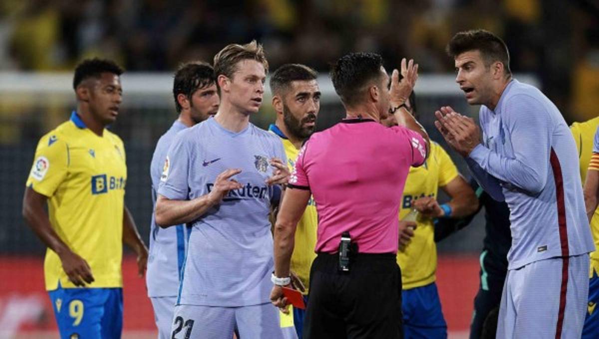 Los duelos del Choco Lozano con Piqué y Araujo, discusión con Busquets y frustración del Barça