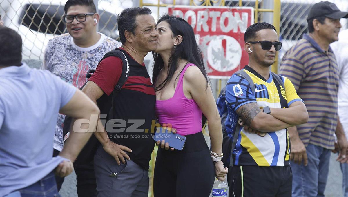 Así fue el homenaje a Carlos Pavón: marcó dos goles, Dani Turcios con su bella novia y las risas con Rambo y Tyson